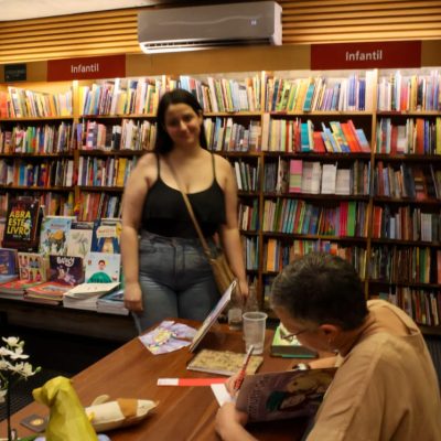 Lançamento Manuela e Odie